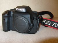 Canon EOS 7D Body mit Canon Batteriegriff und Zubehör Nordrhein-Westfalen - Bottrop Vorschau