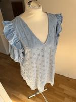 ASOS Kleid Petite mit Lochstickerei Bayern - Regensburg Vorschau
