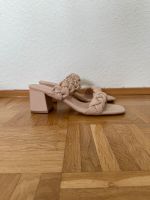 Nudefarbene Absatz-Sandaletten mit geflochtenen Riemen Hessen - Wiesbaden Vorschau