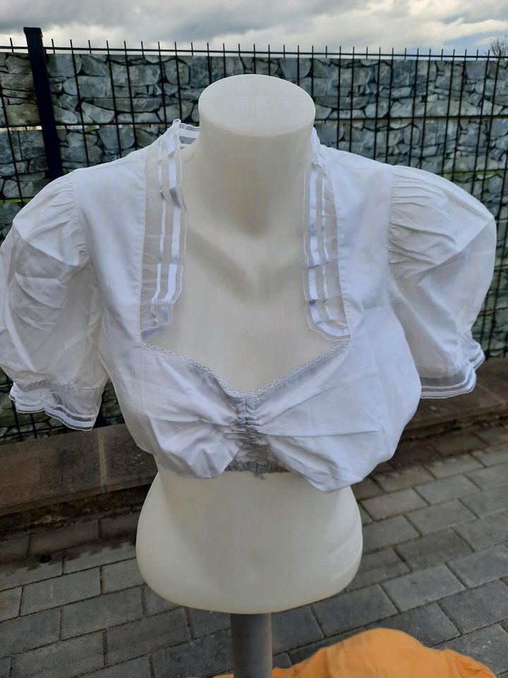 Dirndlbluse Dirndl Bluse in Wengelsdorf