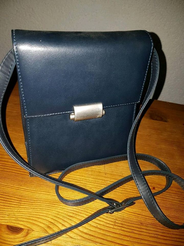 Handtasche Leder made in italy 169 in Wiernsheim