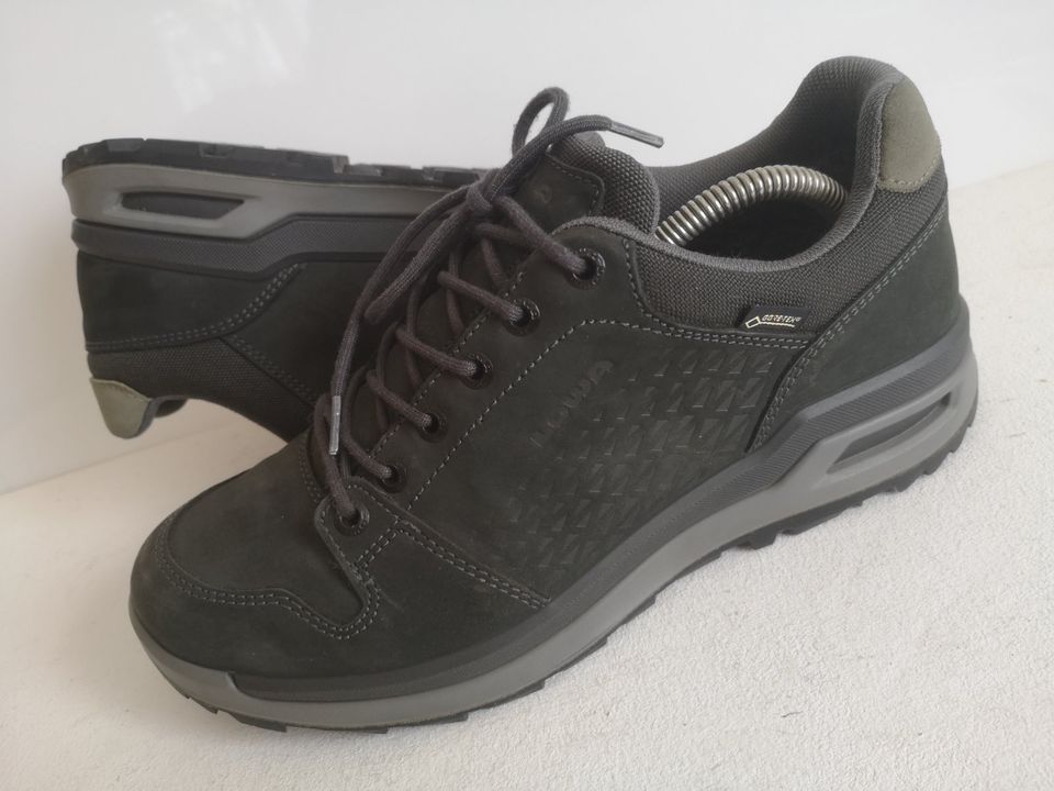 Herren Wander Schuhe LOWA LOCARNO GTX Gr 42 UK 8 grau Nubuk Leder in Erkrath