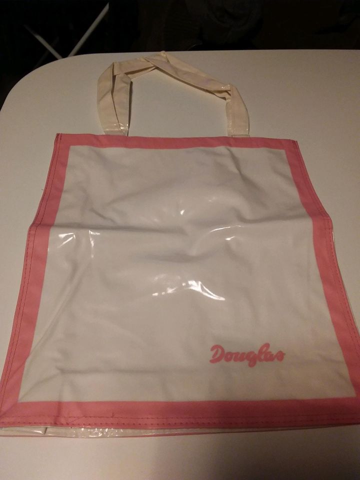 Tasche von Douglas 70er Jahre in Bad Segeberg