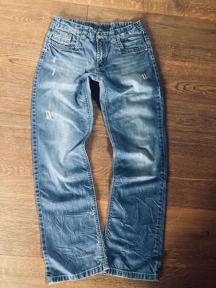 Coole Jungen Jeanshose Hose Gr.170 Used Look Jeans neuw. in Halblech