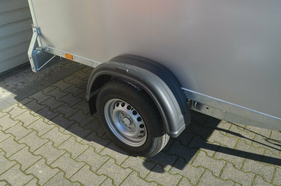 PKW Anhänger NEU 1200 Kg Kofferanhänger 2505x1255x1800 mm Agados in Bielefeld