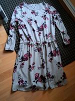 Kleid Bodyflirt 40/42 grau mit Blumen Thüringen - Gera Vorschau