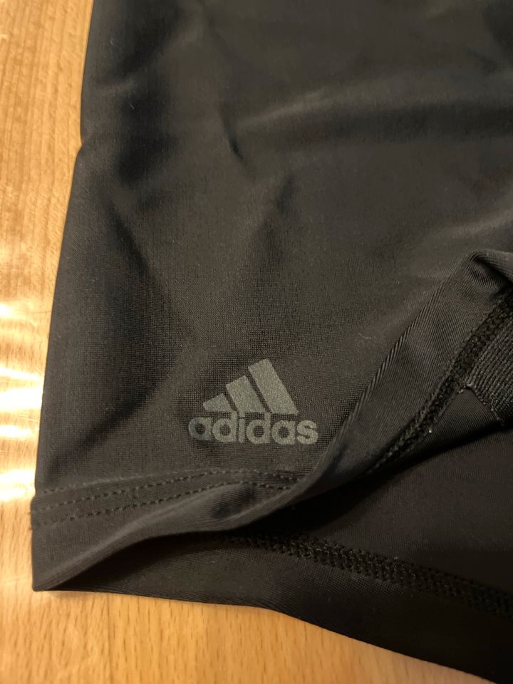 adidas, Badehose, Größe 140,  schwarz, Schwimmhose in Kerpen