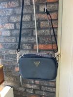 GUESS Milano Crossbody Flat | Umhängetasche Nordrhein-Westfalen - Neuss Vorschau