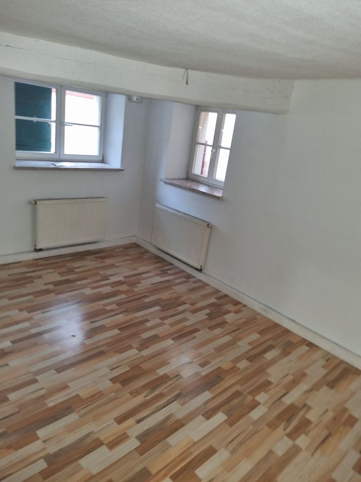 Provisionfrei! 4  Zimmer Wohnung  in Herzen von Schwabach zum verkaufen! Ideal als Kapitalanlage oder Eigennutzung!! in Schwabach