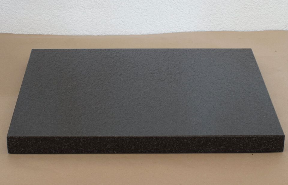 Granitplatten für große & schwere Standlautsprecher 44x55x4 cm in Hilchenbach