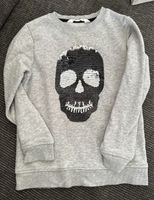 Pullover Pailletten Totenkopf H&M Bayern - Knetzgau Vorschau