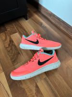 Nike Free Rn Damen Lava Glow Sneaker / Größe 37,5 Hessen - Schauenburg Vorschau