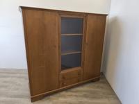 #A Bücherschrank Vitrinenschrank alt DDR antik Schubladen 3 türig Sachsen - Burgstädt Vorschau