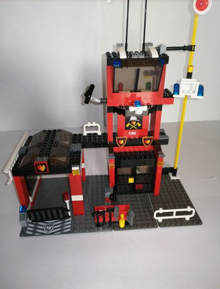 Lego® City – Feuerwehrstation + Pick-up + Buggy 7240+7942+7241 in Elsterwerda