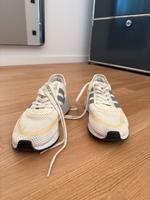 Adidas Sneaker in Gelb Köln - Ehrenfeld Vorschau