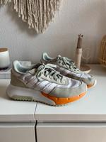 Adidas Retropy F2 Damen Sneaker Grey Cloud White Orange Rush 40 Thüringen - Erfurt Vorschau