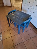 Kinder Tisch und 2 Stühle sehr stabil Niedersachsen - Wietze Vorschau
