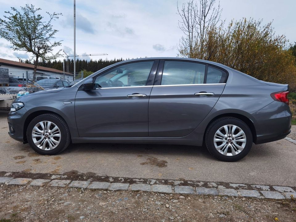 Fiat Tipo Easy in Welden