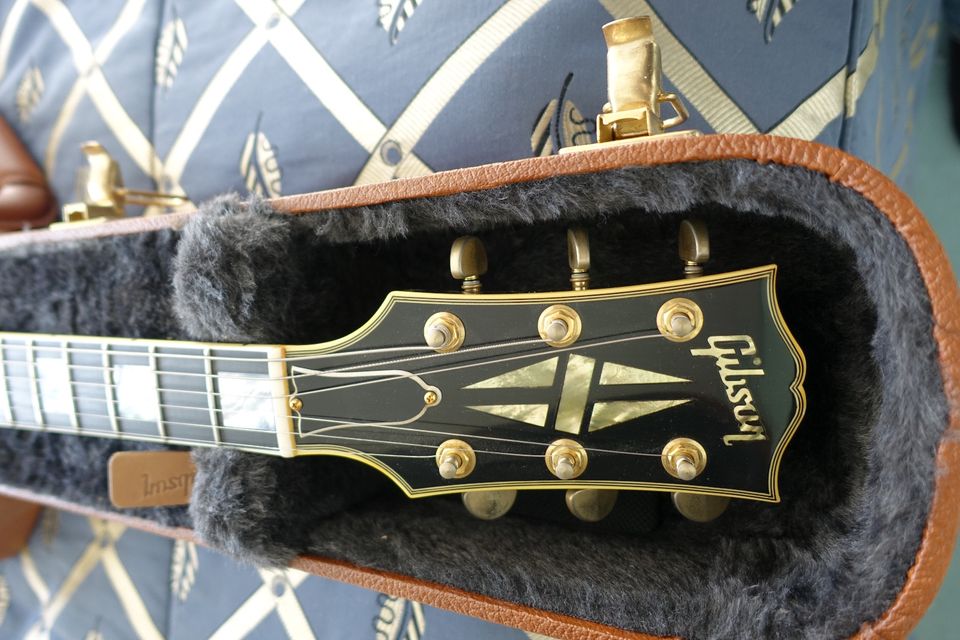 Gibson ES355 Bigsby limited-Antique Ebony inkl. Koffer in Berlin