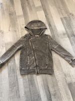 H&M Bikerstrickjacke Jacke Hoodie Größe 122-128 Mecklenburg-Strelitz - Landkreis - Neustrelitz Vorschau