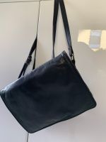 Borella Handtasche echtes Leder Damen schwarz Vintage *top* Nordrhein-Westfalen - Herford Vorschau