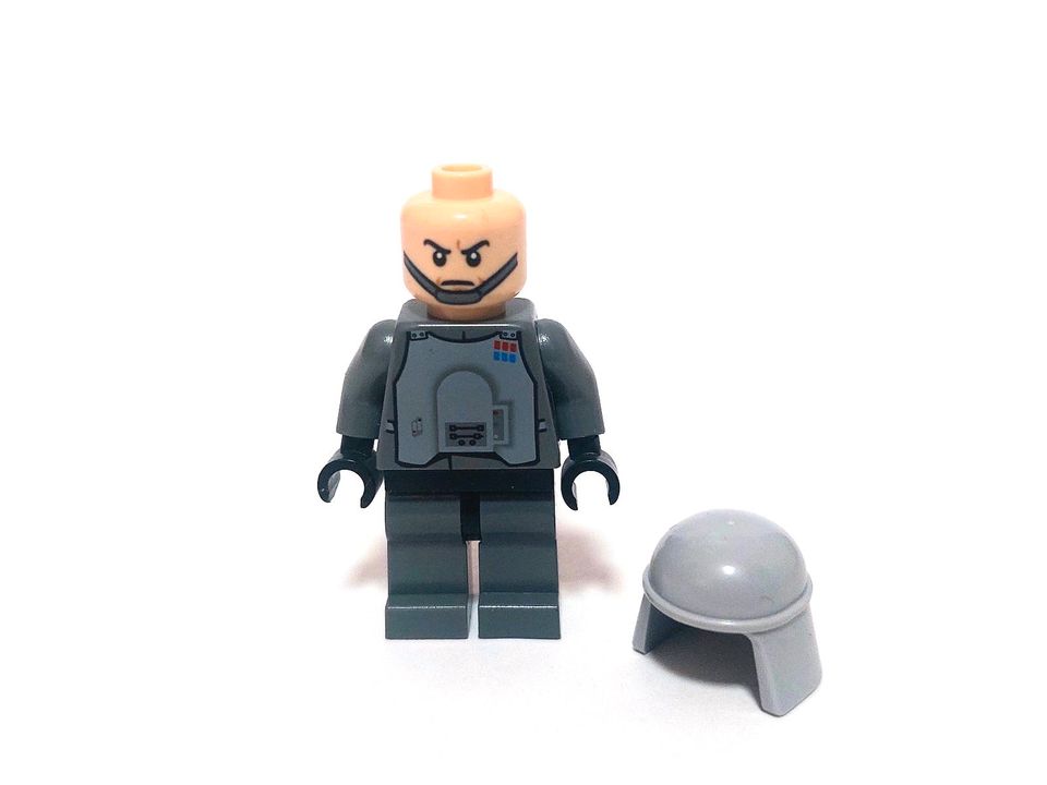 2 Lego Star Wars Figuren - Imperialer Offizier und Scout Trooper in Iserlohn