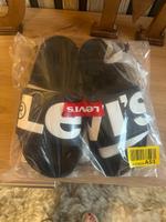 Levi’s Badeschuhe Pantoletten Gr. 38 Nordrhein-Westfalen - Altena Vorschau