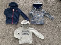 Levis Oshkosh Sweatjacke Fleecejacke Hoodie Gr. 110 116 Set Paket Rheinland-Pfalz - Siershahn Vorschau