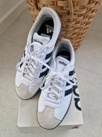 Schuhe Strassenschuhe Sneaker Sportschuhe adidas Baden-Württemberg - Leimen Vorschau
