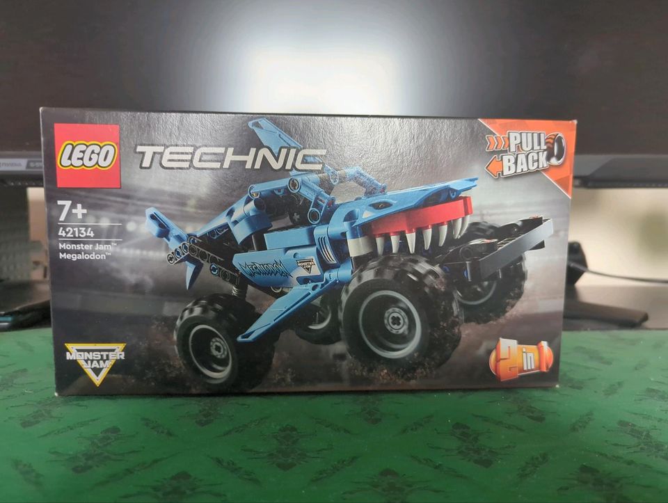LEGO Technic Monster Jam Megalodon (42134) NEU OVP in Ibbenbüren