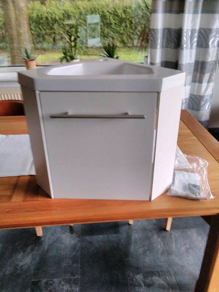 Eckwaschbecken  mit Schrank.   ❗ NEU❗ in Leer (Ostfriesland)