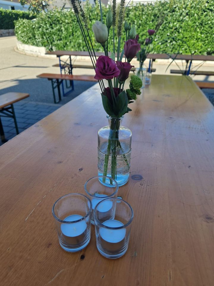 Charmante Vasen aus Glas für Hochzeiten & Feste – 42 Stück in Maulbronn