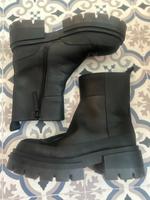 H&M Premium Chunky Boots Stiefel Stiefeletten Leder Plateau Brandenburg - Falkenberg/Elster Vorschau
