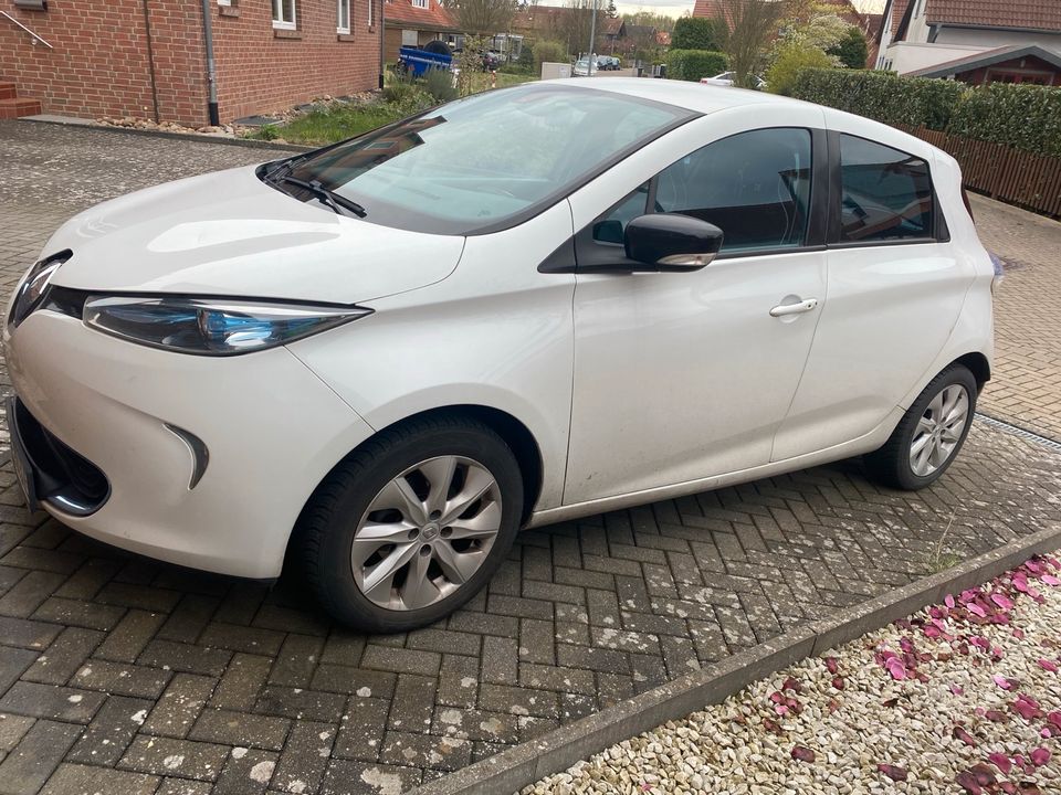 Treuer Renault Zoe INTENS in liebevolle Hände abzugeben in Wendeburg