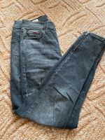 Tommy Jeans Tommy Hilfiger Jeans  skinny Mid Rise waist 25/30 Bremen-Mitte - Bremen Altstadt Vorschau