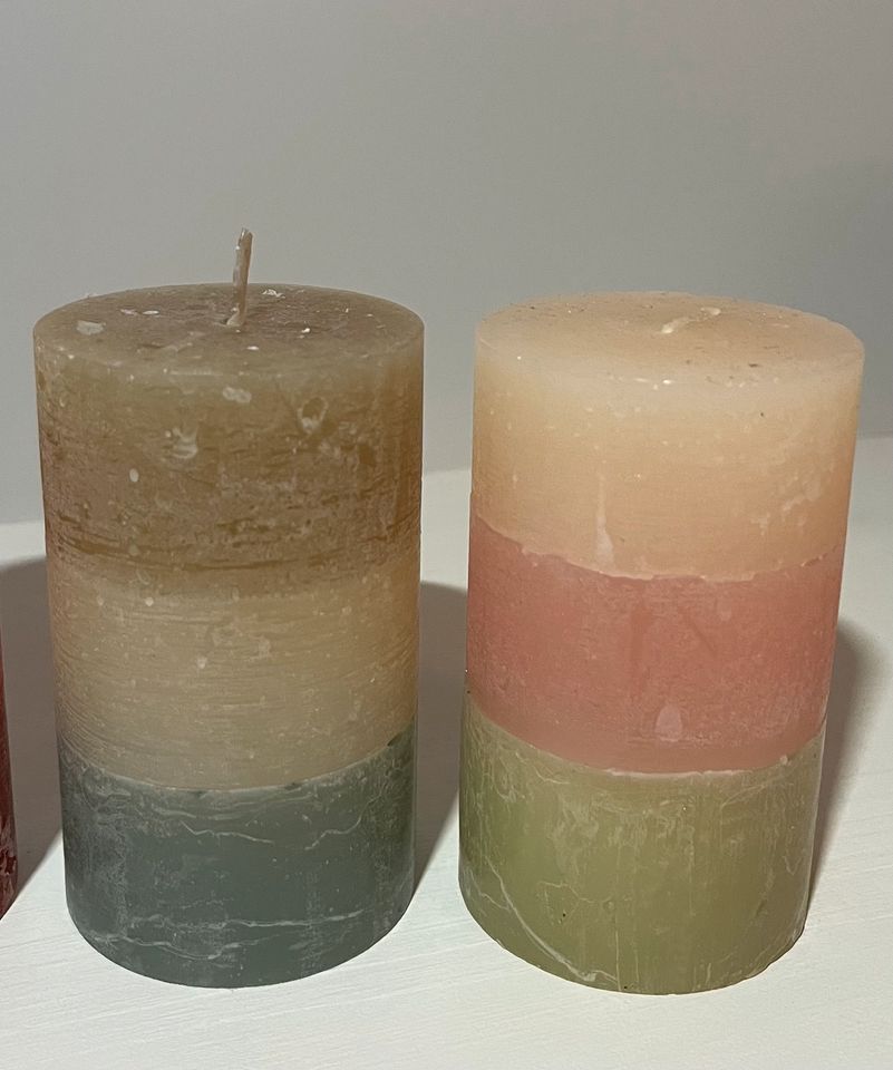 Sonderposten dänische Rustik-Kerzen o. Duft dreifarbig  ab 2€/Stk in Tolk