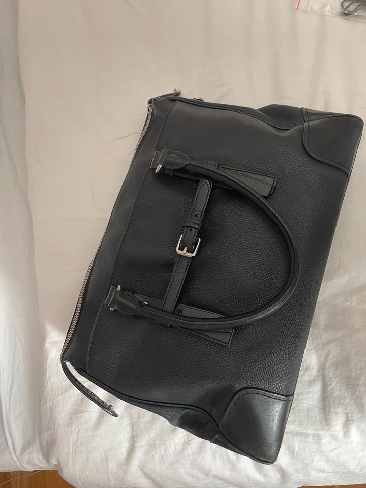 TUMI Damen Laptoptasche / Handtasche Leder in München