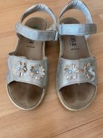 Bama Sandalen Silber Glitzer 35 Leder Decksohle Wandsbek - Hamburg Sasel Vorschau