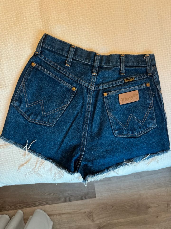 Wranger Vintage Jeans Shorts Gr. 34,36 in Köln