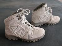 DONNAY Boots gefüttert Schnürschuhe Profilsohle offwhite 37 NP129 Bayern - Mühldorf a.Inn Vorschau