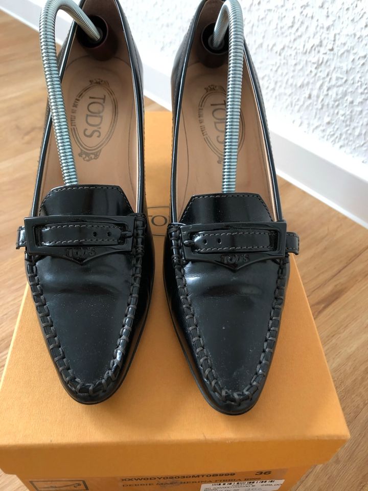 Tod´s Pumps Gr. 36 schwarz mit OVP in Bollschweil