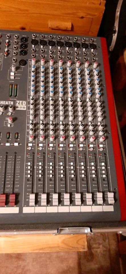 Mischpult ALLEN / HEATH, ZED 428, MULTICORE, ALESIS MIKROVERB in Nittenau