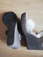 Schuhe, Plateauschuhe, ungetragen Gr. 36, beige Friedrichshain-Kreuzberg - Friedrichshain Vorschau