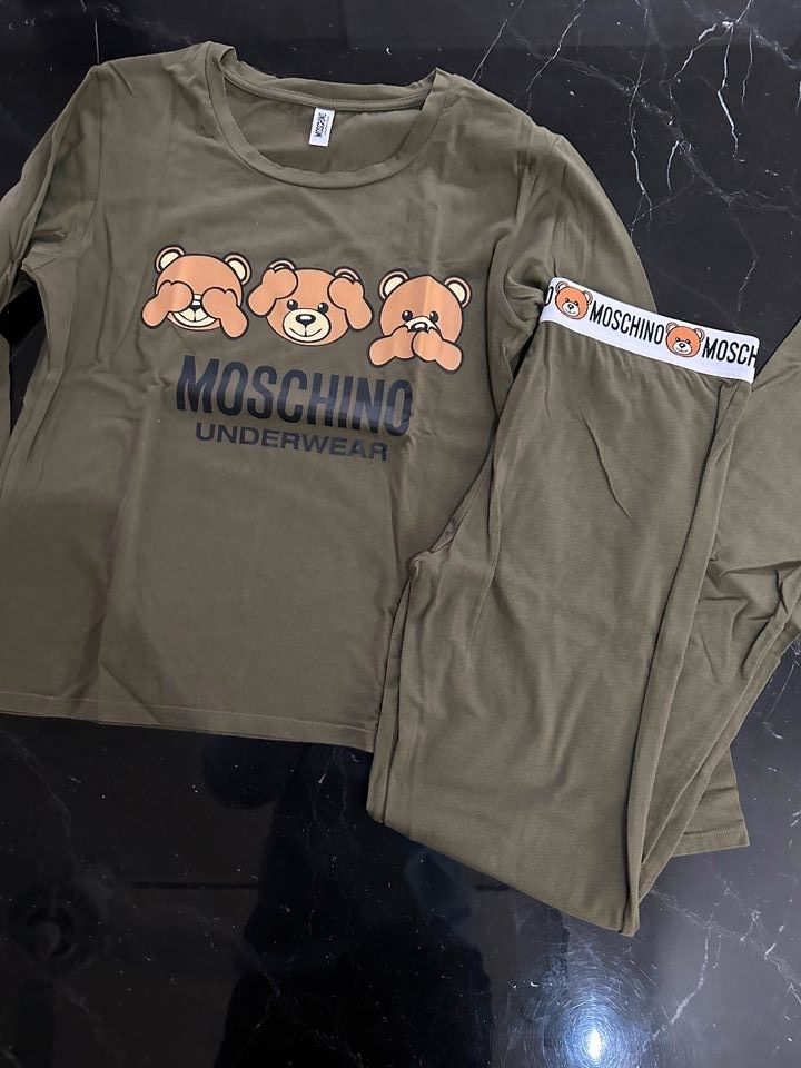 Moschino Schlafanzug Underwear Nachtwäsche Leggings in Größe M in Dortmund