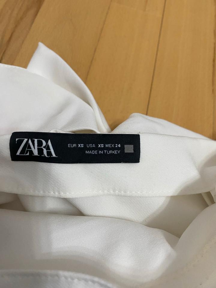 Zara weißer Rock mit integrierter Hose Gr. XS neuwertig in Altenstadt
