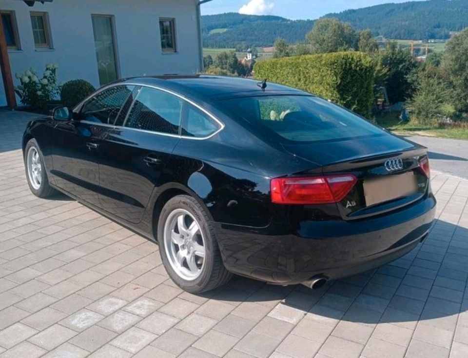 Audi A5 Sportback - 1.8 TFSI 130KW in Chamerau