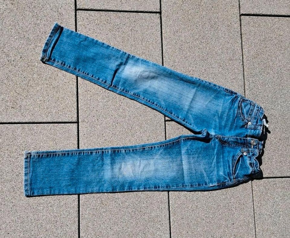 Jeans Größe 140 von Benetton in Biebergemünd