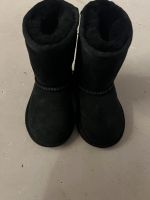 UGG Boots Kinder 22,5 NEU Hessen - Schaafheim Vorschau