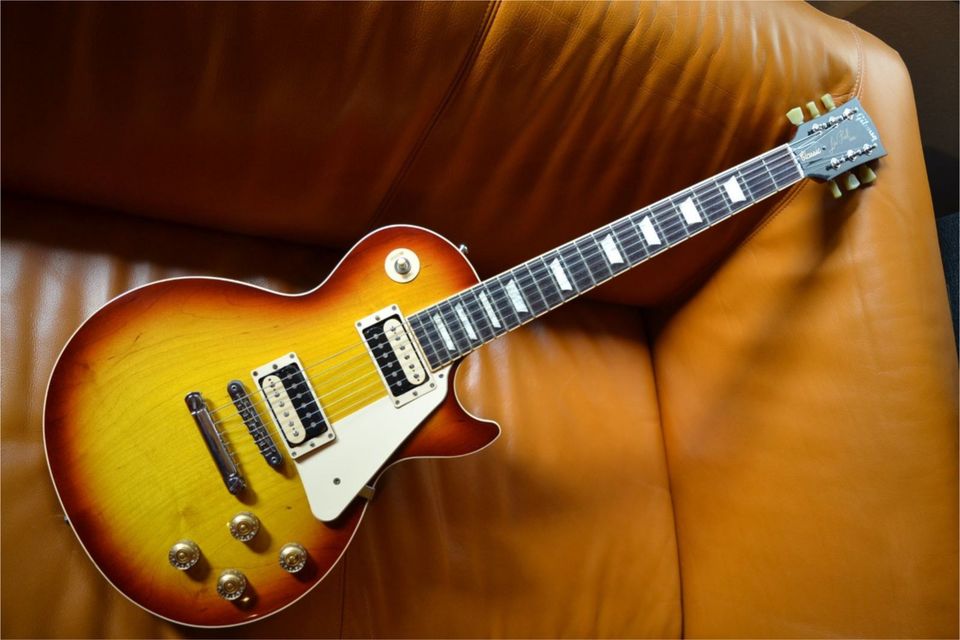 2016 Gibson Les Paul Classic, Tobacco-Sunburst, Gibson-Koffer-TOP in Bremen