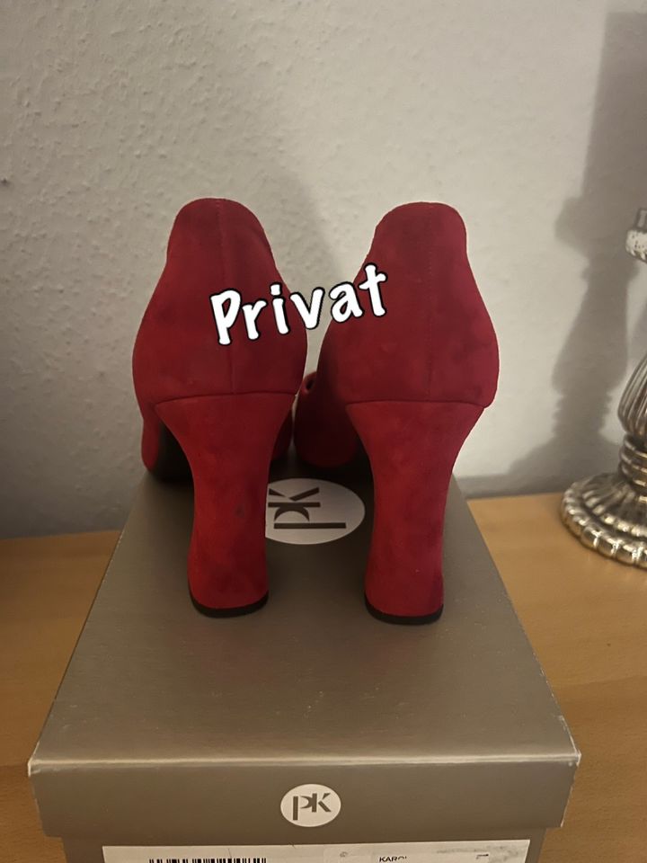 Peter Kaiser Schuhe rot , wie neu in Köln